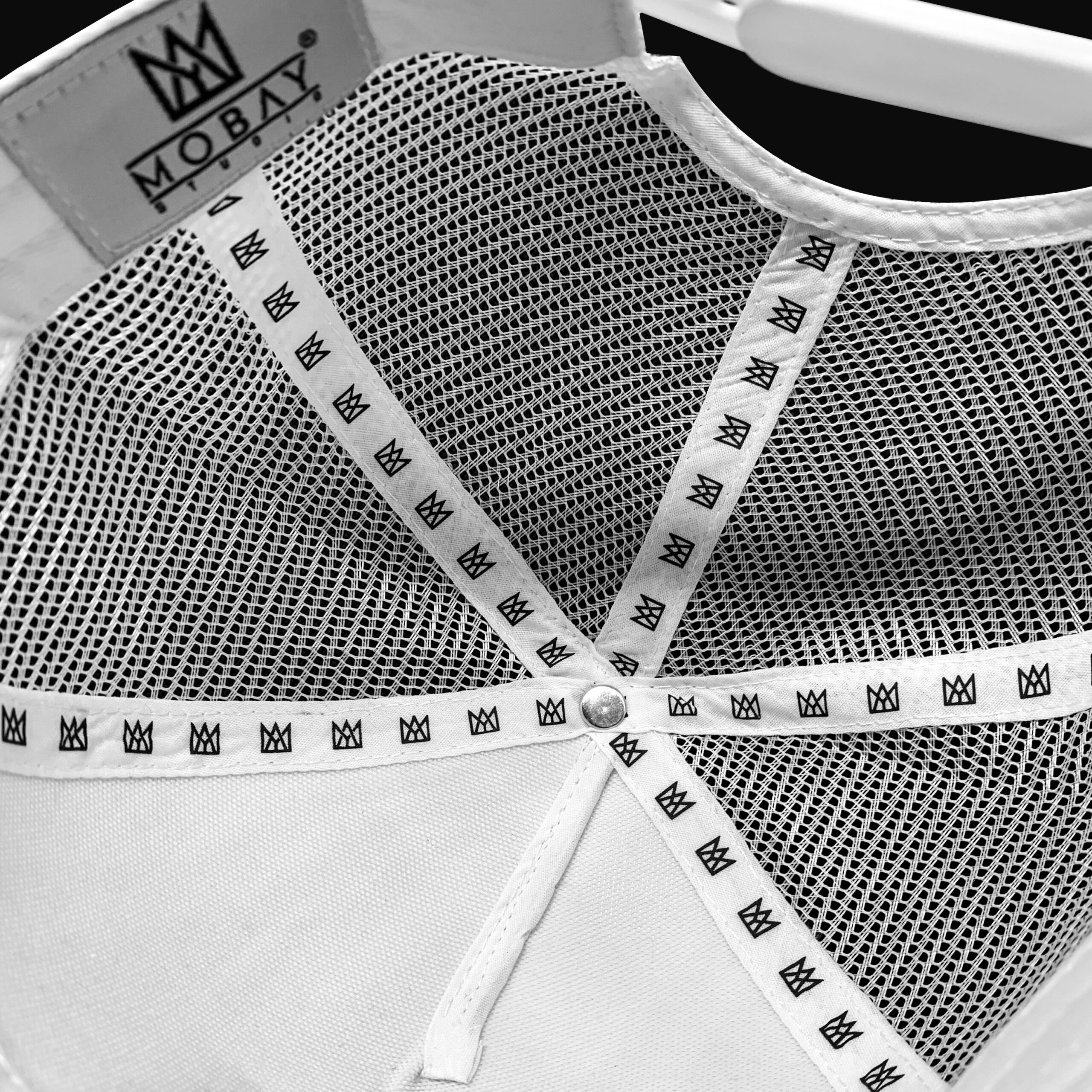 Casquette intérieur Mobay Studio